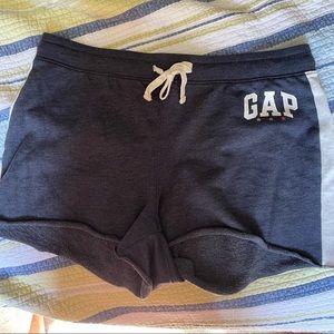 GAP womens shorts